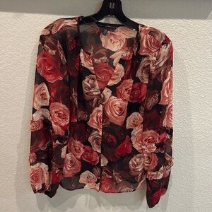 White House, black market, maroon floral, Size-M￼
